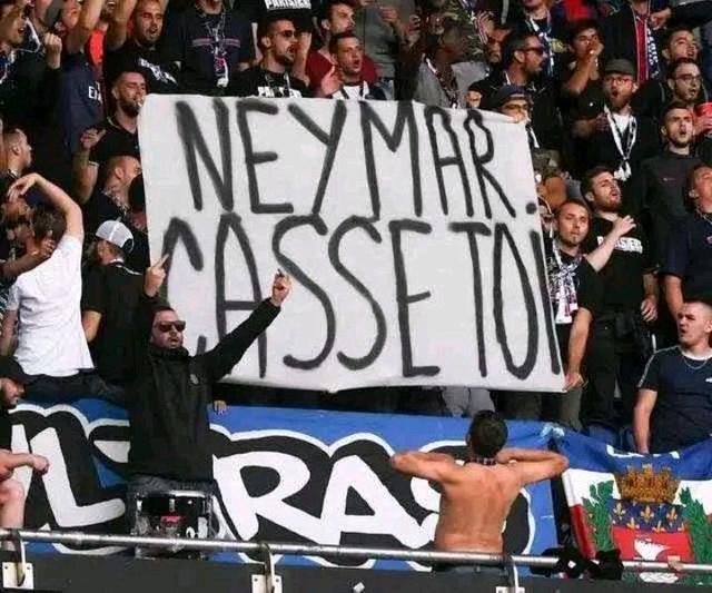 上周末结束的澳超第9轮，受闪电影响，麦克阿瑟vs布里斯班狮吼的比赛推迟开球时间。（澳超第9轮上周末收官：雷电天气致麦克阿瑟战布里斯班狮吼延期开球）