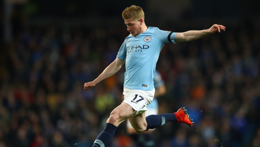 皇马近期面临高压，阿隆索执教遇阻，潜在替代者包括瓜迪奥拉、齐达内及阿韦罗亚，比赛关键影响其未来。