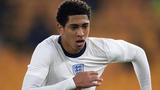 日本队击败德国队，张本美和横扫考夫蔓，香港队击败日本队