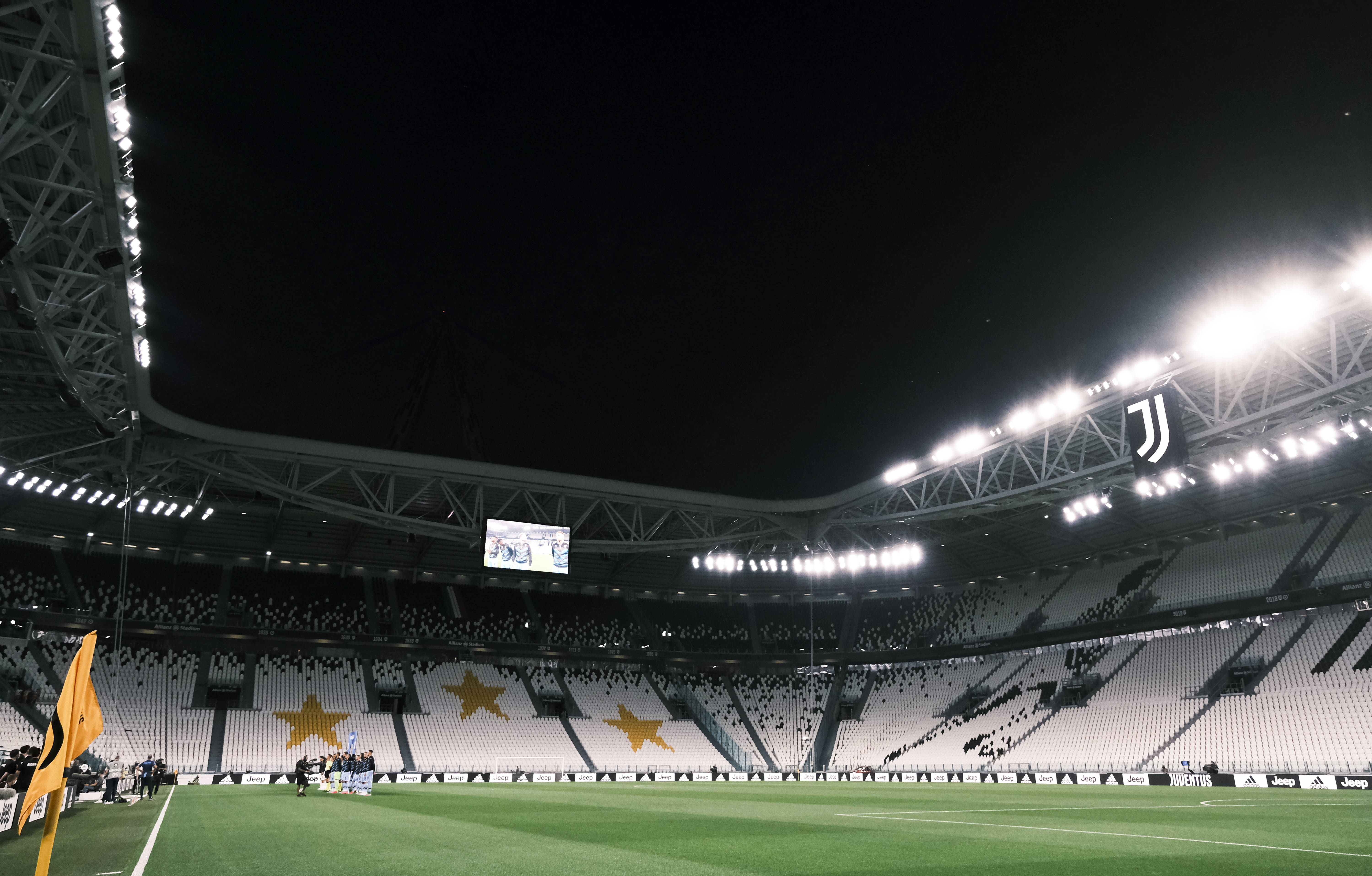 中国足协杯历年亚军榜单：山东泰山7次居首，申花3次