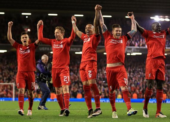 足球报：申花将利用今年最后两场亚冠来决定人员的去留（足球报：申花将以收官两场亚冠确定人员去留）