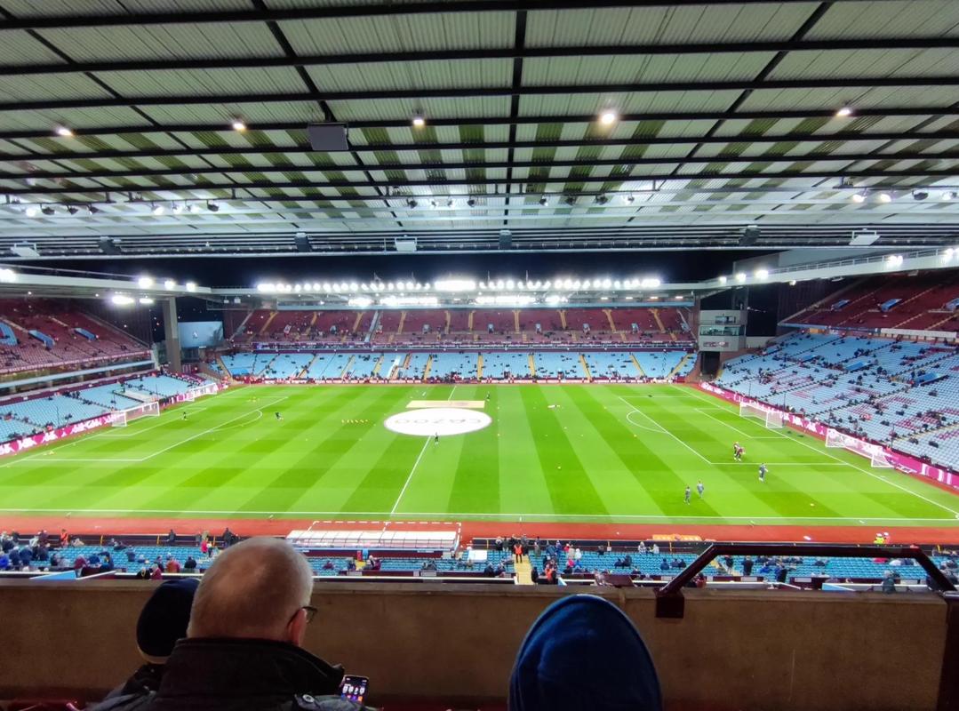 加图索：自从担任意大利主教练以来，我一直在照搬里皮的做法（加图索：出任意大利主帅以来，我始终沿袭里皮的执教方式）