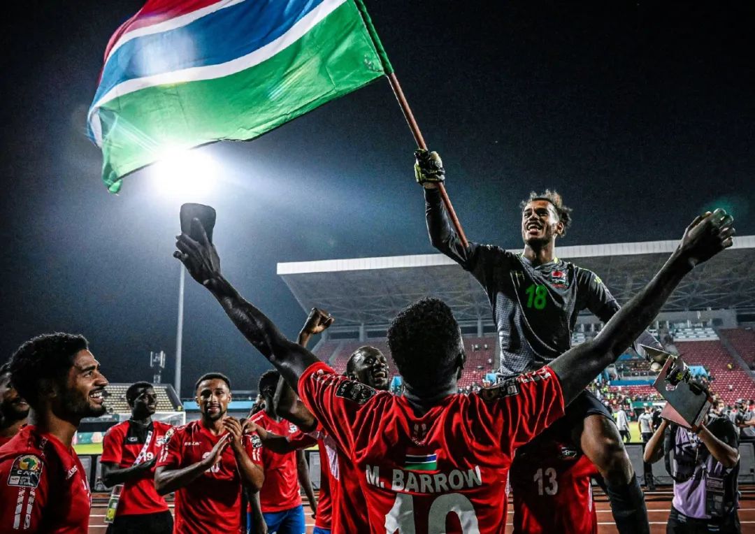 英媒：热刺领跑伊万-托尼的转会，球员愿意降低一半的薪水