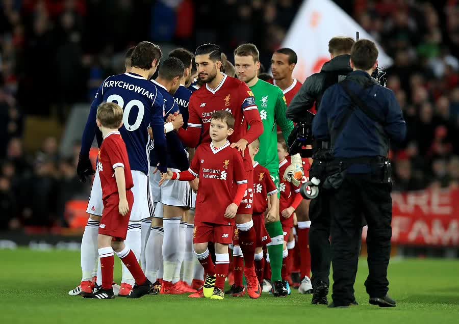 状态提升明显！官方：哈维西蒙斯传射建功，当选热刺2-0布伦特福德全场最佳（官方评全场最佳：哈维西蒙斯传射助热刺2-0布伦特福德，状态回升显著）